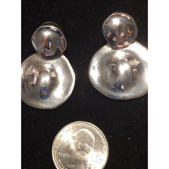 Chico’s  Earrings Circle Disc Dangle Silver Tone - Picture 4 of 4